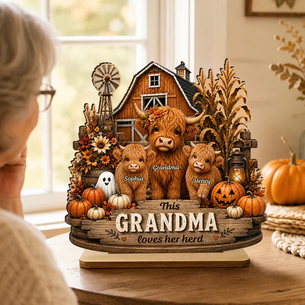 Personalized 2-Layer Wooden Plaque with Highland Cow Herd, Rustic Fall Decor, Unique Gift for Grandma
