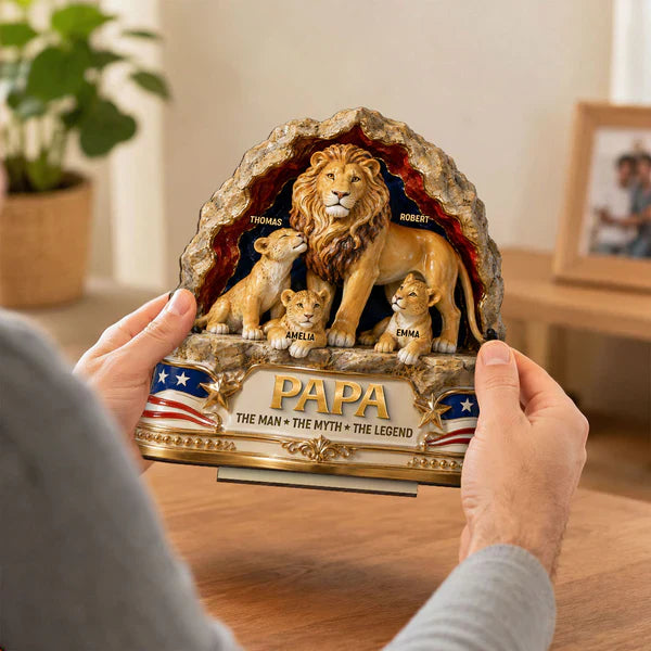 Personalized 2-Layer Wooden Plaque With Lion Dad & Cubs, Unique Father's Day Gift for Dad