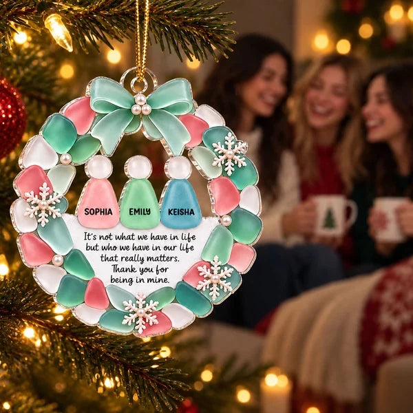 Personalized Acrylic Ornament, Friend Figures in a Pastel Heart Wreath, Unique Christmas Gift for Best Friends