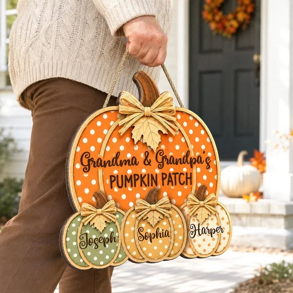 Grandma & Grandpa's Pumpkin Patch Wooden Sign, Personalized Family Door Decor, Creative Gift for Grandparents