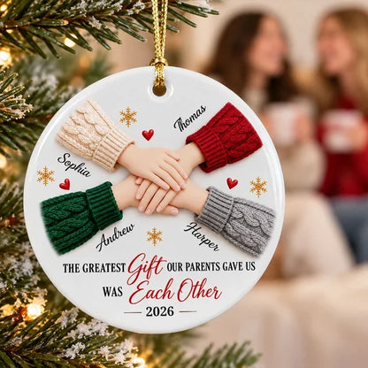 Personalized Ceramic Ornament, Sibling Bond Keepsake with Stacked Hands, Creative Holiday Gift for Family