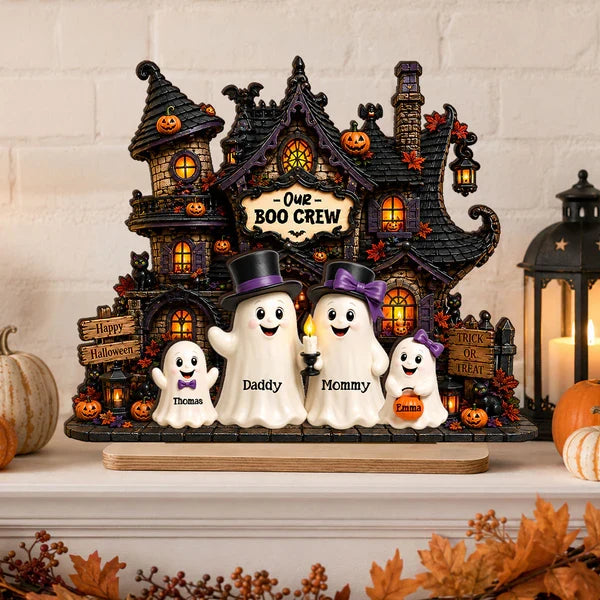 Personalized Layered Wooden Plaque, Ghost Family at Haunted House, Unique Halloween Gift for Family