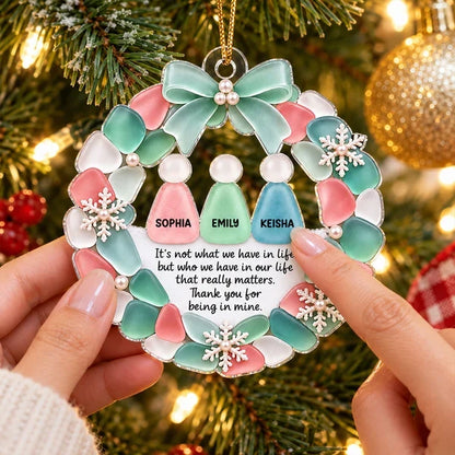 Personalized Acrylic Ornament, Friend Figures in a Pastel Heart Wreath, Unique Christmas Gift for Best Friends