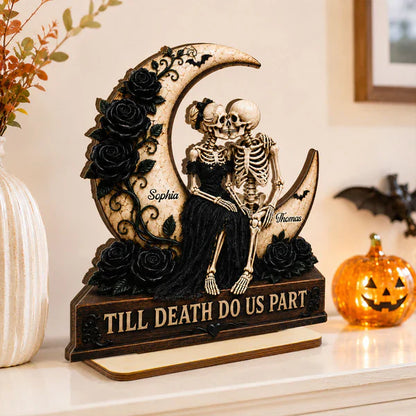 Personalized 2-Layer Wooden Plaque, Kissing Skeleton Couple on Crescent Moon, Unique Gift for Couples